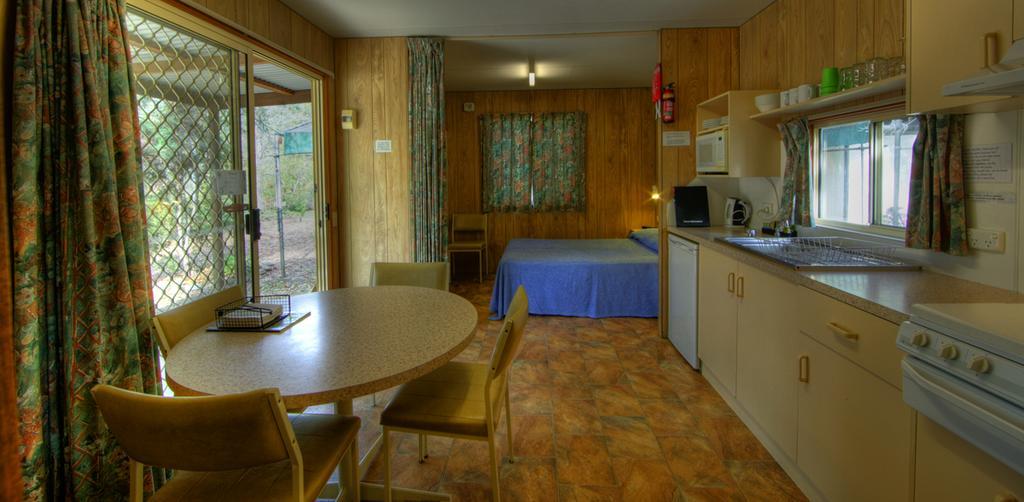 Riverview Caravan Park Porepunkah Ngoại thất bức ảnh